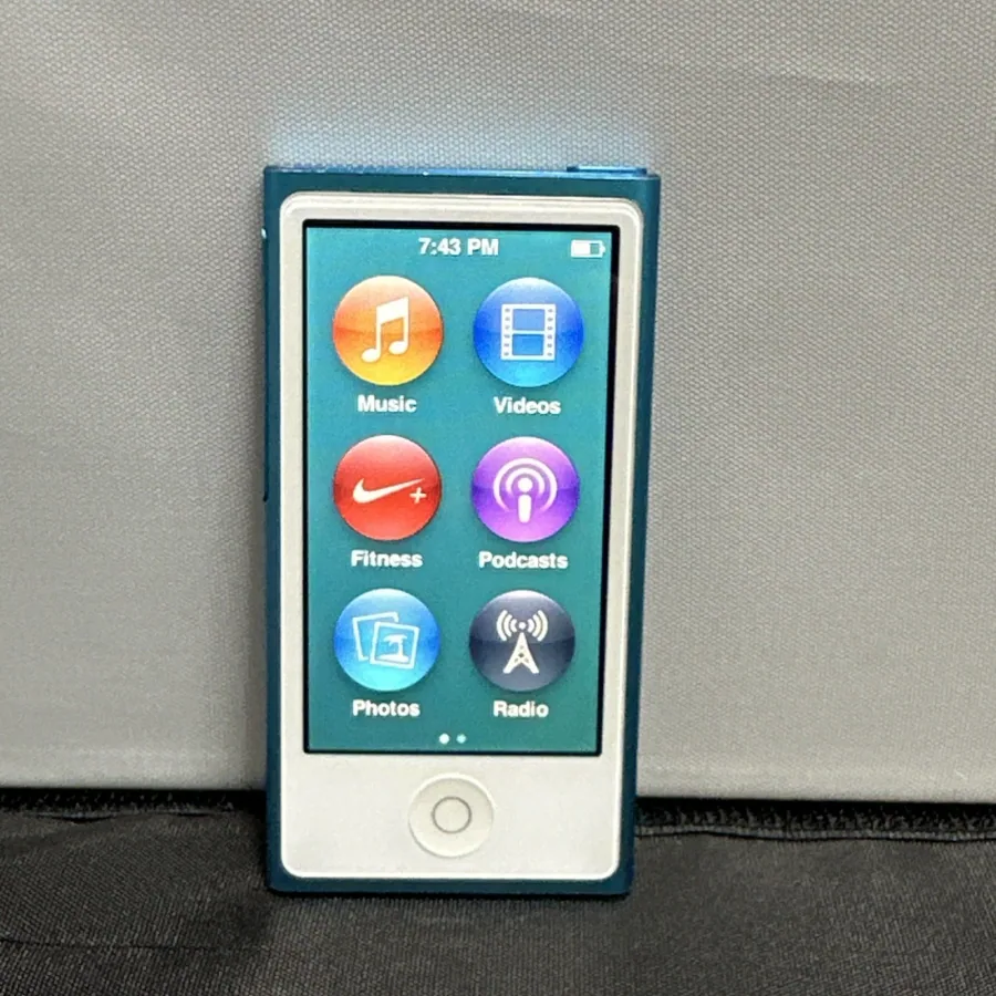 Apple iPod Nano 7th Generation 16GB Blue Tested Works